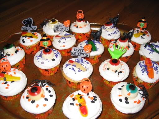 IMG_0168.jpg Halloween Cupcakes image by Funwithfood