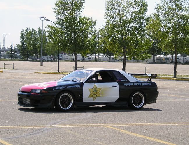 http://i38.photobucket.com/albums/e109/PyreXXX/P1010134.jpg