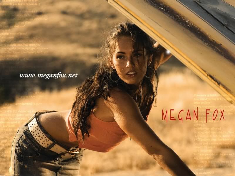 Megan-Fox-Wallpaper-007.jpg