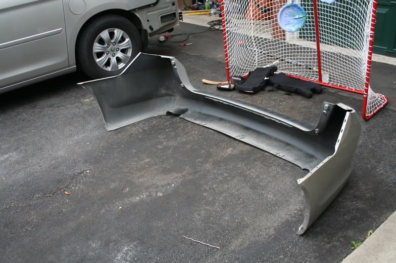 Installed Trailer Hitch today - 2006 Ody