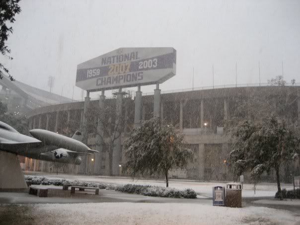 StadiumSnow.jpg