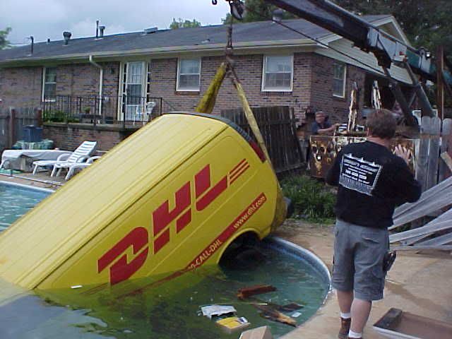 dhl2.jpg