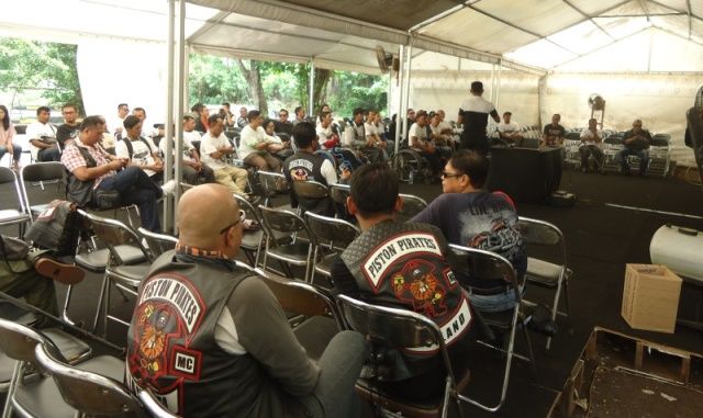 PISTON PIRATES MC, dalam Anniversary-nya yang ke 4 geber gas untuk melakukan aksi amal sekaligus membawa serta kawan-kawan Difabel Motorcycle Community dalam kegiatan Coaching Clinic bersama RDL.