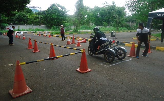Tak kenal takut...