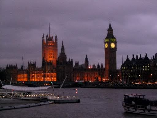 Houses of Parliament along the Thames (dusk)