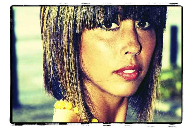 IMAGE: http://i38.photobucket.com/albums/e127/whoopsjenny/blog18-1.jpg