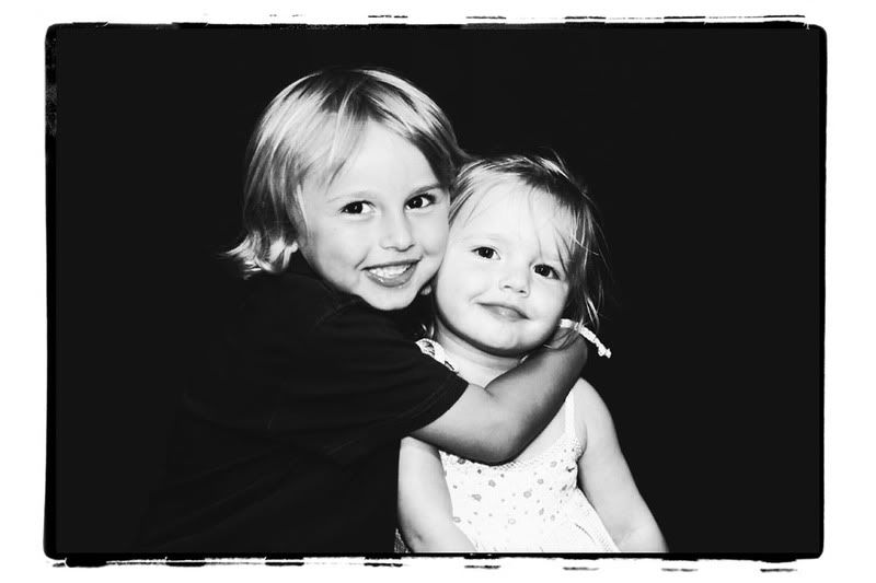 IMAGE: http://i38.photobucket.com/albums/e127/whoopsjenny/blog19-1.jpg