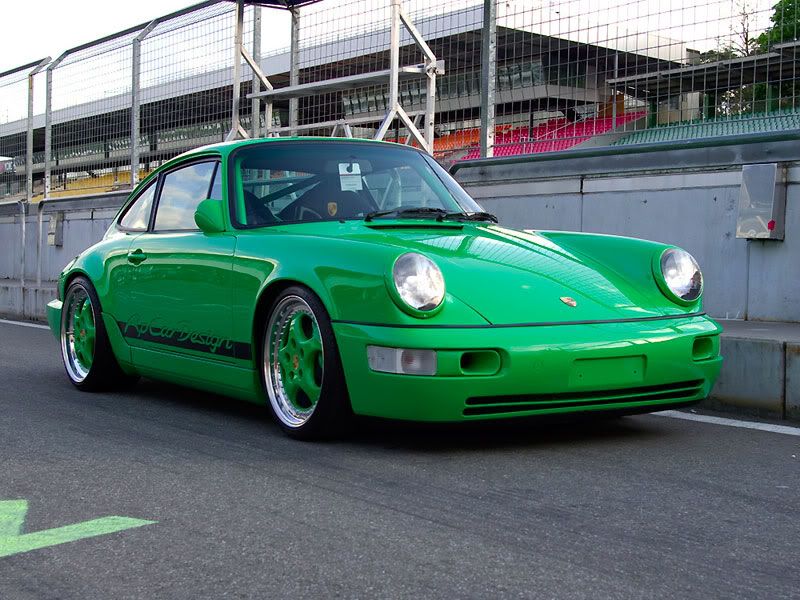 http://i38.photobucket.com/albums/e128/pye21/AP_Car_design_green_9641245905078.jpg