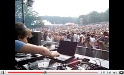 Video of D’julz filmed by Josh Wink @ Awakenings Festival, NL 27/06/09