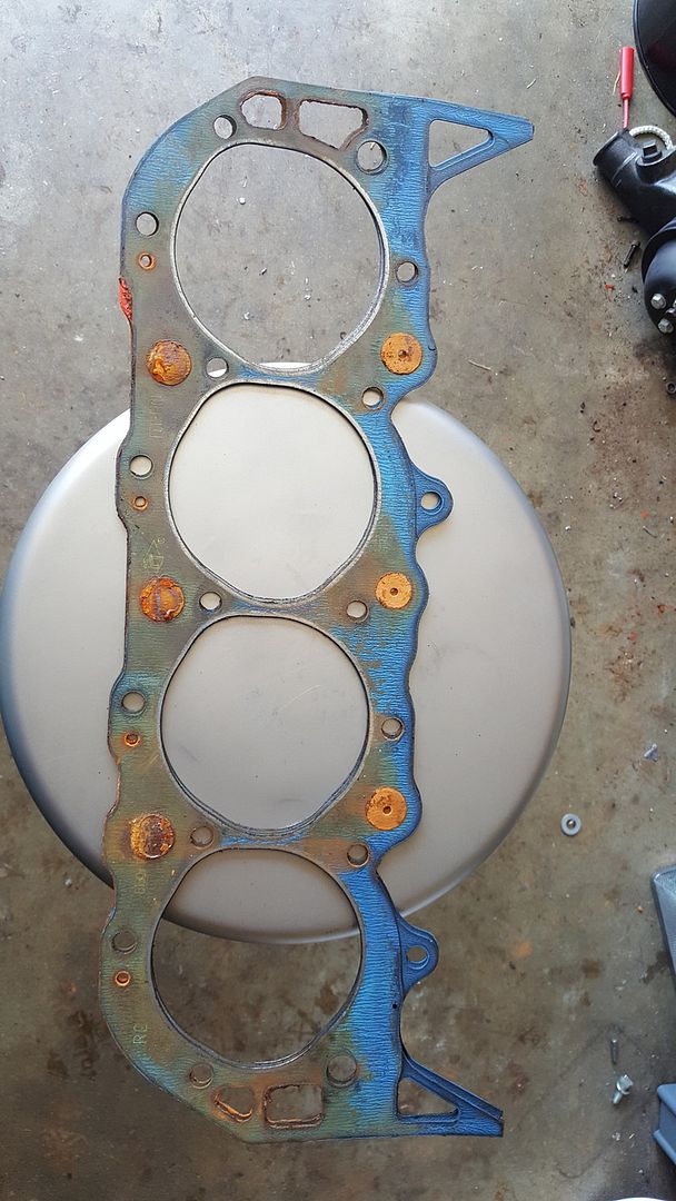 BBC head gasket water holes? Chevy Tri Five Forum