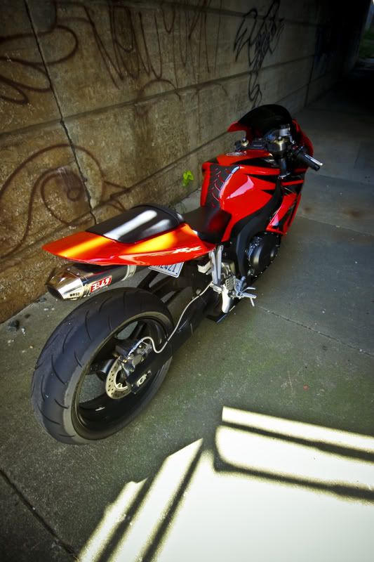 IMAGE: http://i38.photobucket.com/albums/e141/97accordnonvtec/best-1.jpg