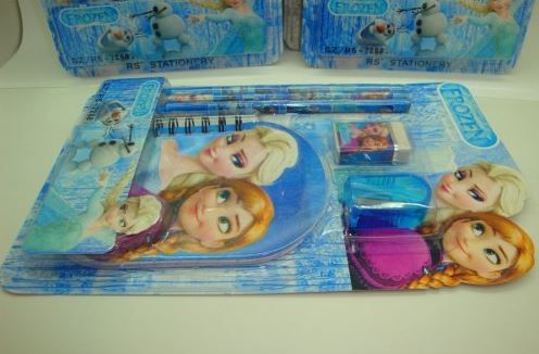  photo FrozenStationery-D3_zps8b337f65.jpg