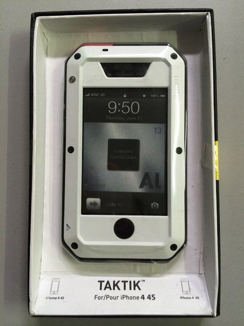  photo LunatikiPhone44SWhite_zpsc8db19e7.jpg