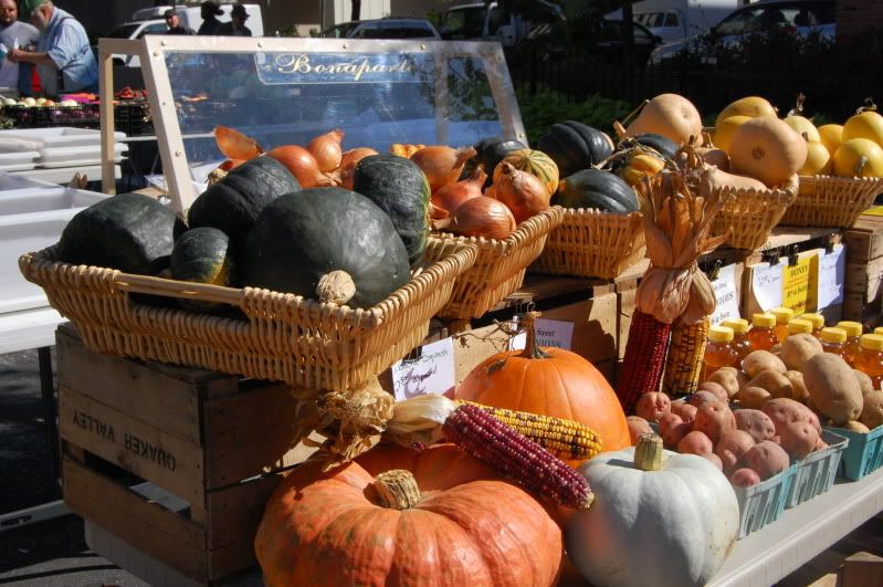 Produce stand