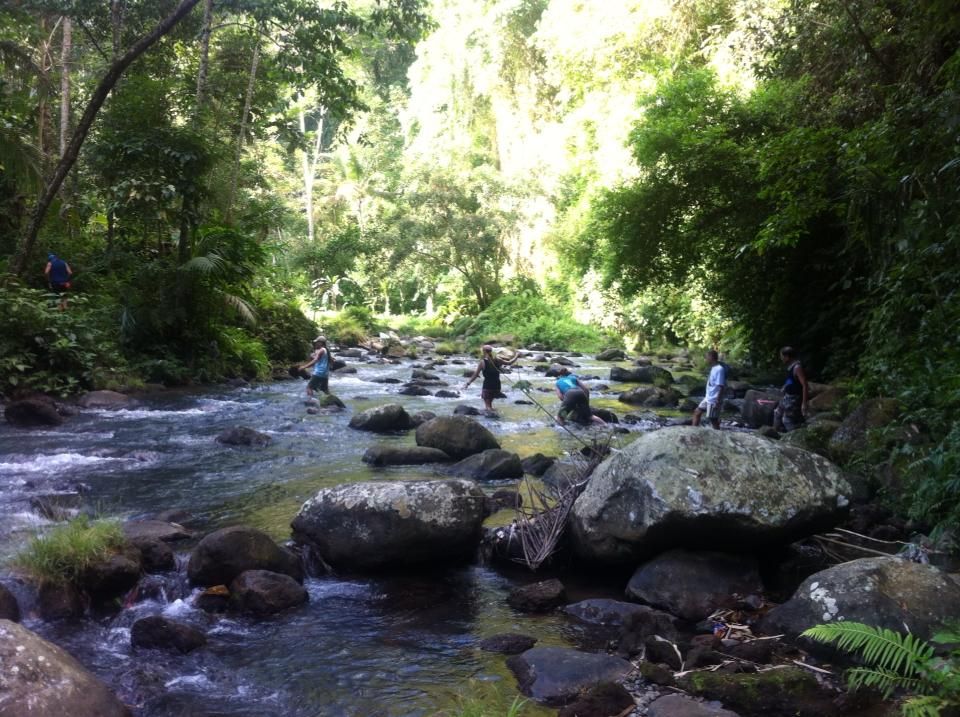 Crossing a river on a hash run