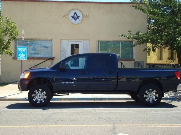 2008 Nissan Titan Crew Cab. out with a crew cab with